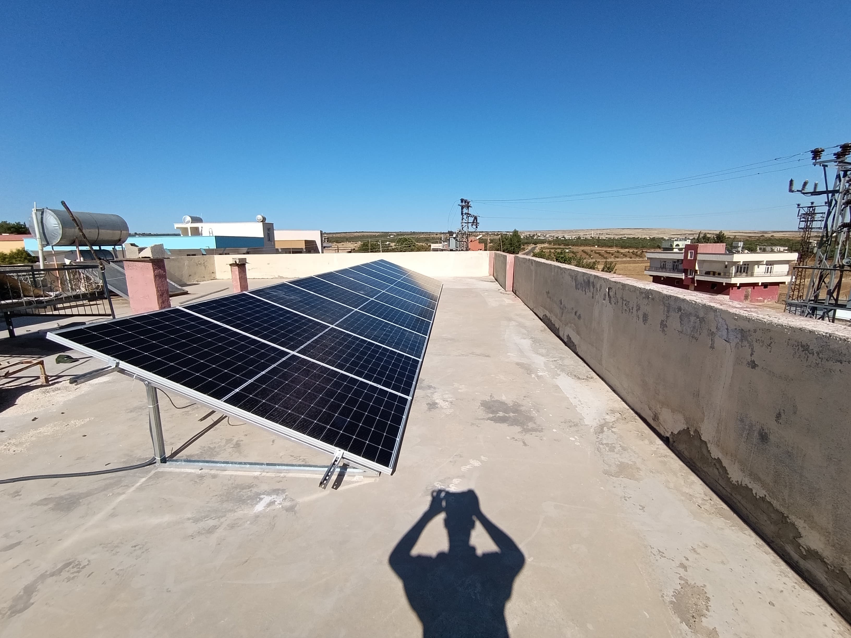 ŞANLIURFA/EYYUBİYE TATBURÇ KÖYÜ  6.2 kW DURAN ERCAN Sistem kurulumu tamamlanmıştır.